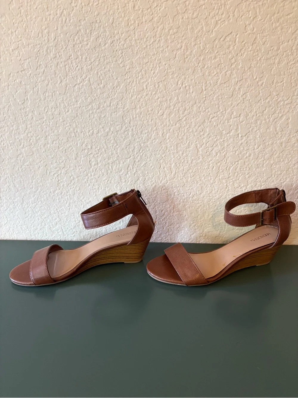 Brown strappy wedge sandals women’s size 8